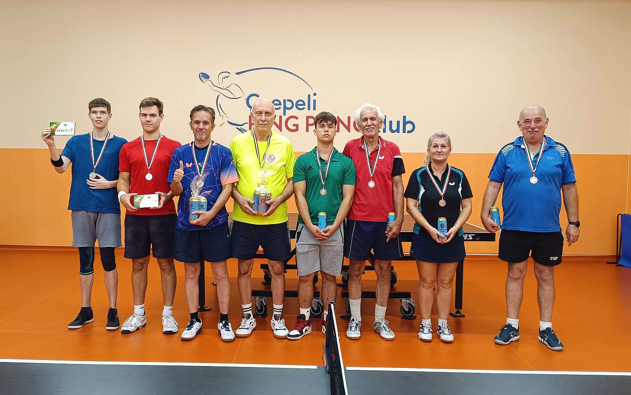 Csepeli Pingpong Club pros 0818